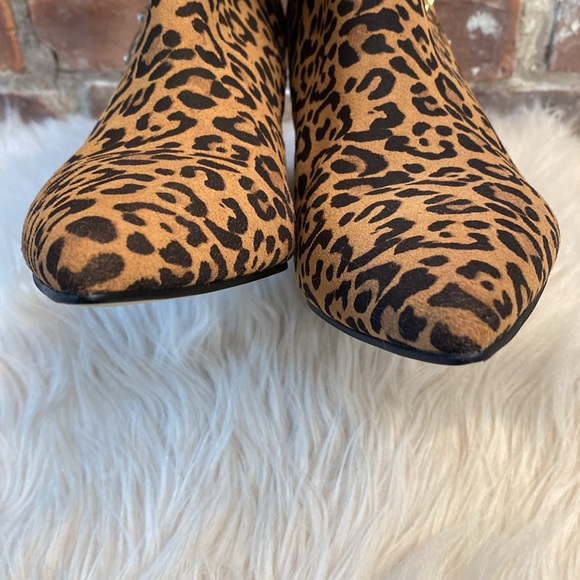 Marc Fisher Client Leopard Print Suede Booties, Size 10M - Picture 12 of 16